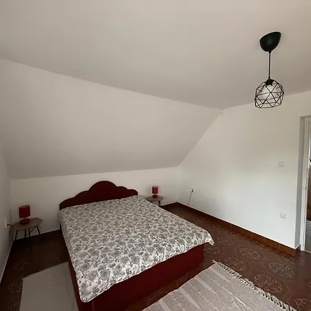 Chill & Pool Retreat Almadi Balatonalmádi