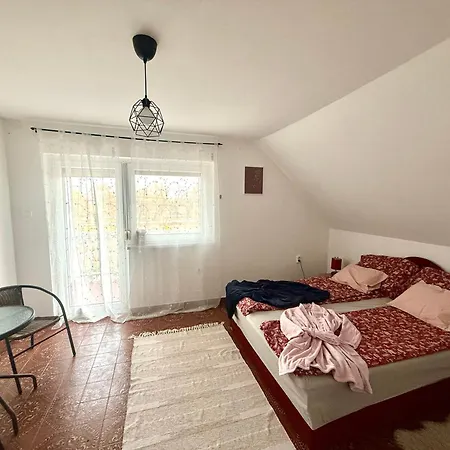 아파트 Chill & Pool Retreat Almadi *