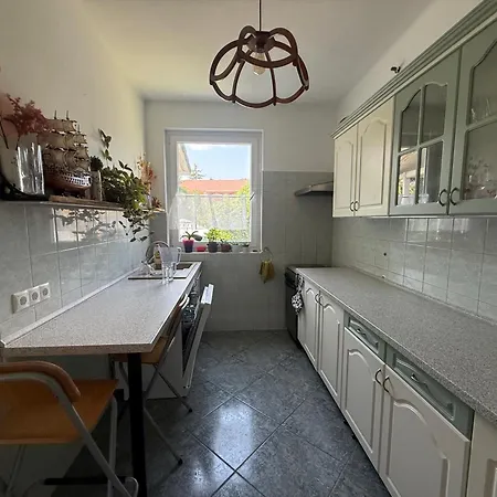 Chill & Pool Retreat Almadi * Balatonalmadi